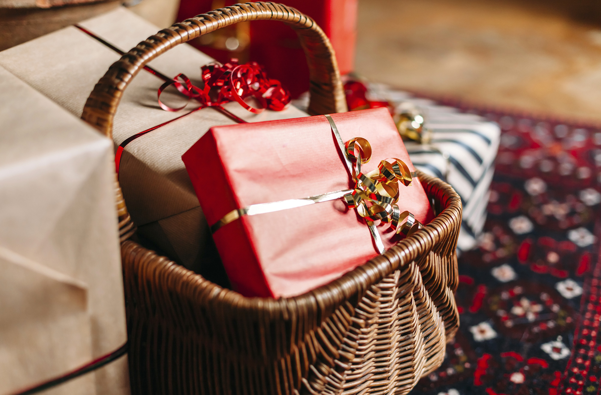Emotional Decluttering Before the Holidays