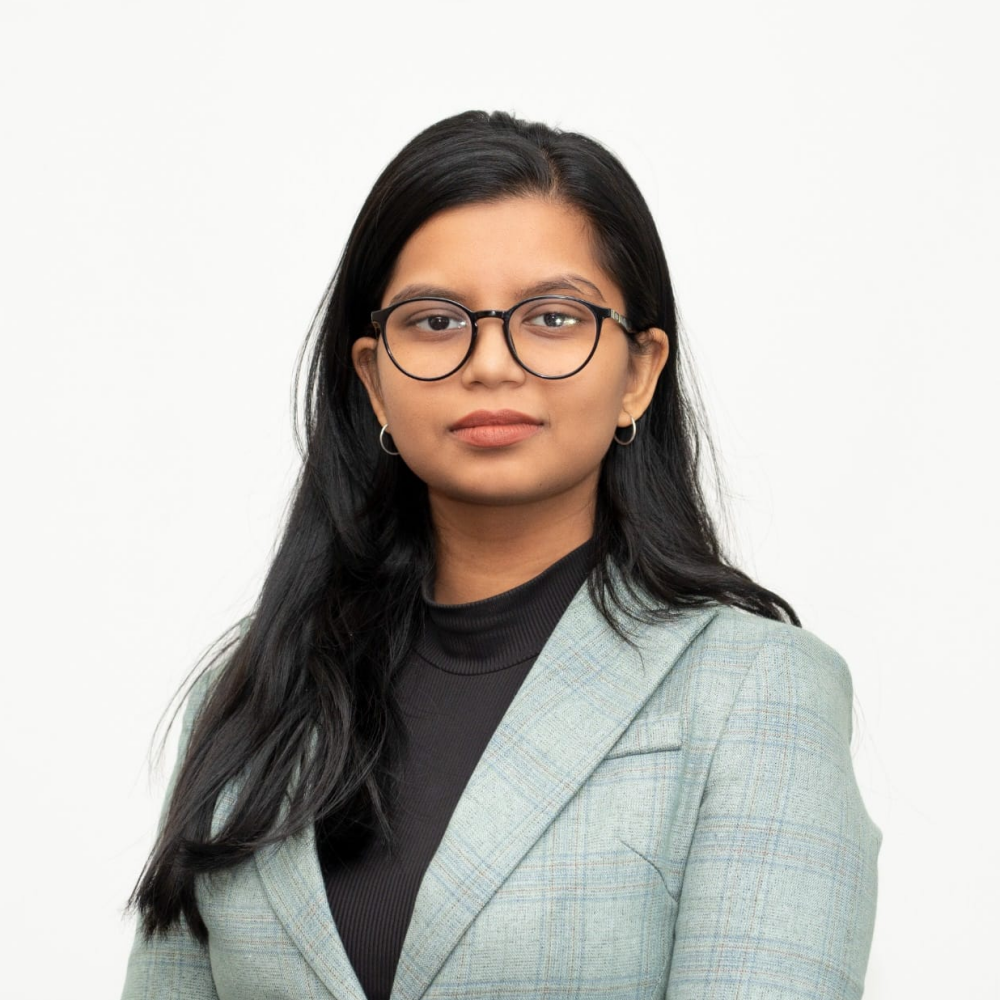  Surabhi Roy