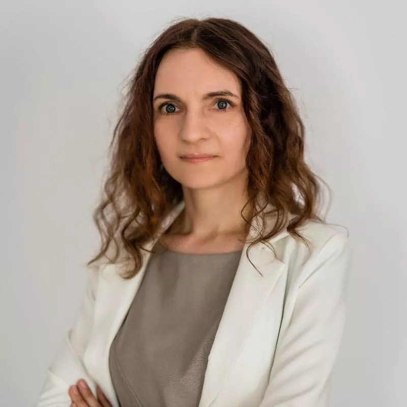 Ph.D. / Associate Professor, Krakow University of Economics  Anna Prusak