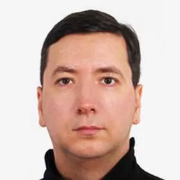 dr Jarosław Piotrowski