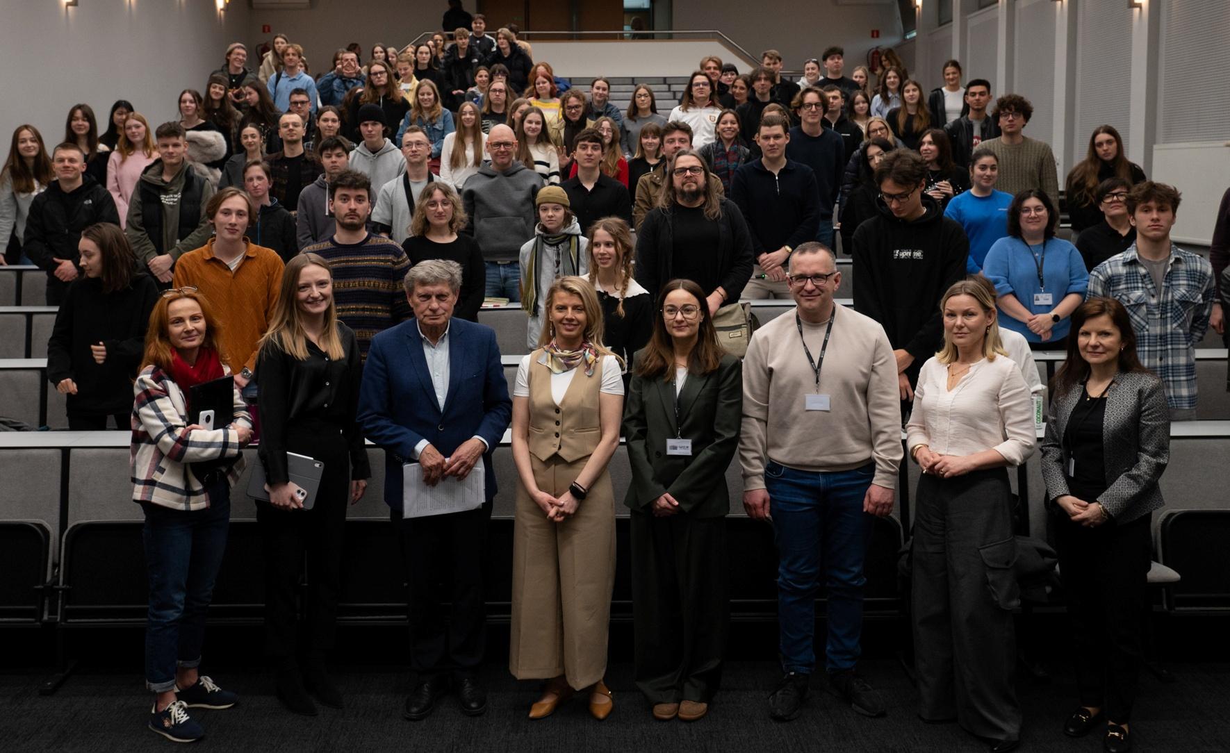 USWPS students and academics meet Professor Leszek Balcerowicz