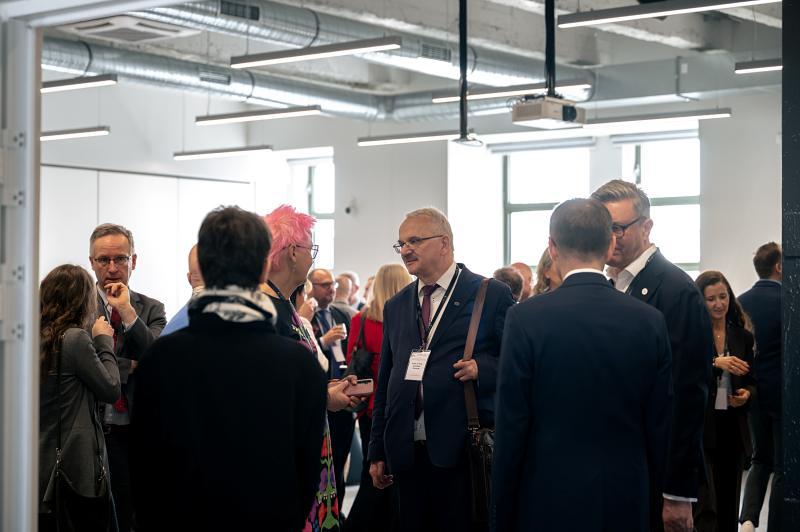Informal discussions between experts on the future of European higher education at USWPS