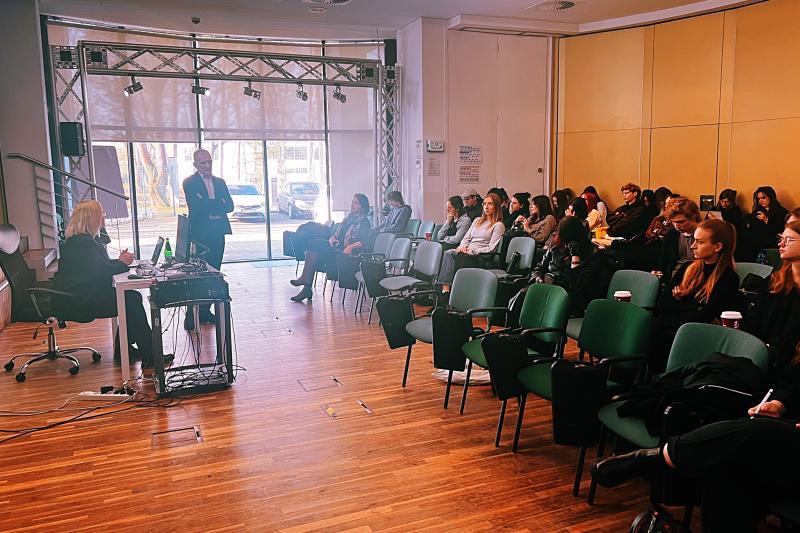Lecture on social entrepreneurship at SWPS University in Kraków