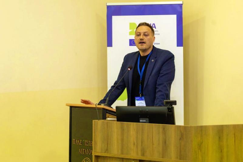 Radosław Stanczewski speaking at ERUA Summit 2025