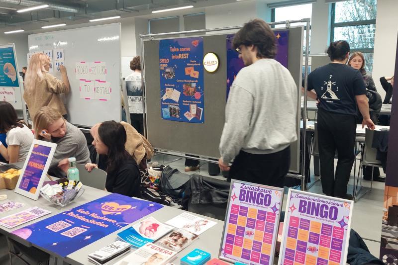 Student Research Clubs Fair at USWPS in Warsaw during ERUA Day 2025