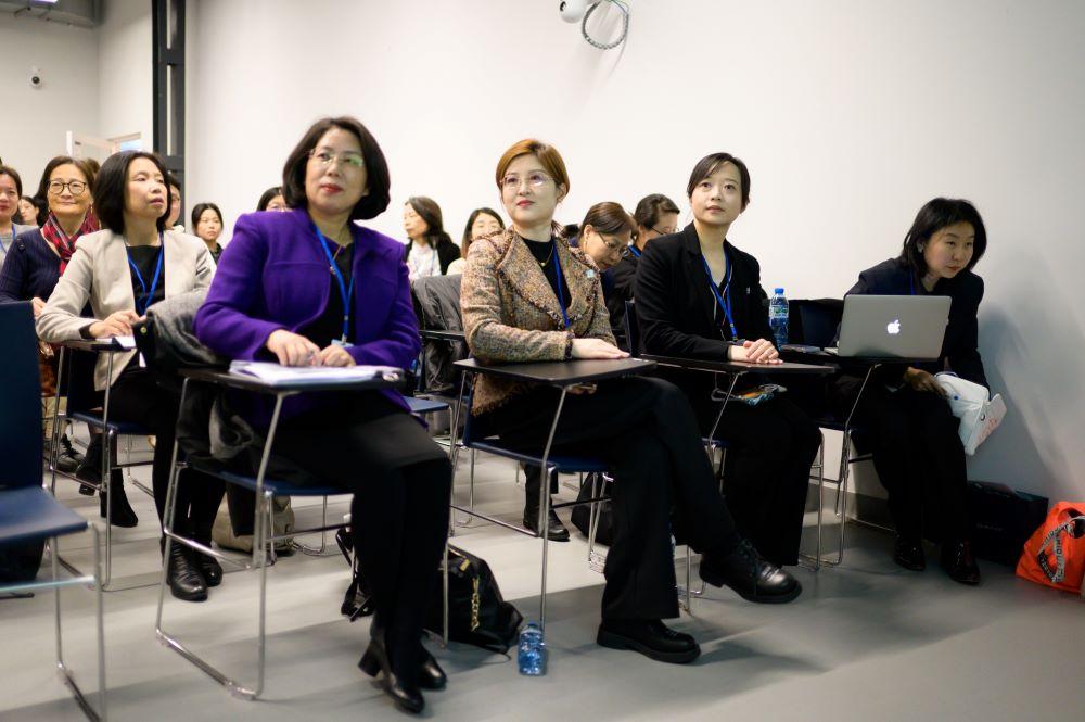 Participants and guests of the seminar for Chinese language teachers held at SWPS University listening to a lecture while seated